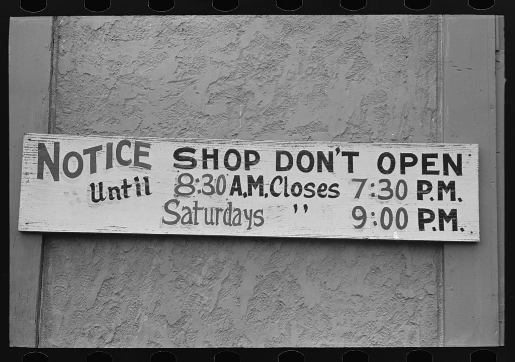 Sign of store, Kenner, Louisiana, 1938
