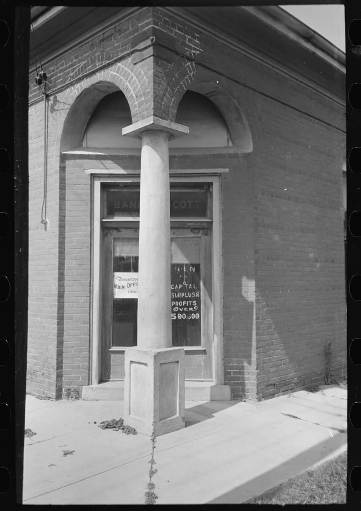 Entrance closed bank, Scott, Louisiana, 1938