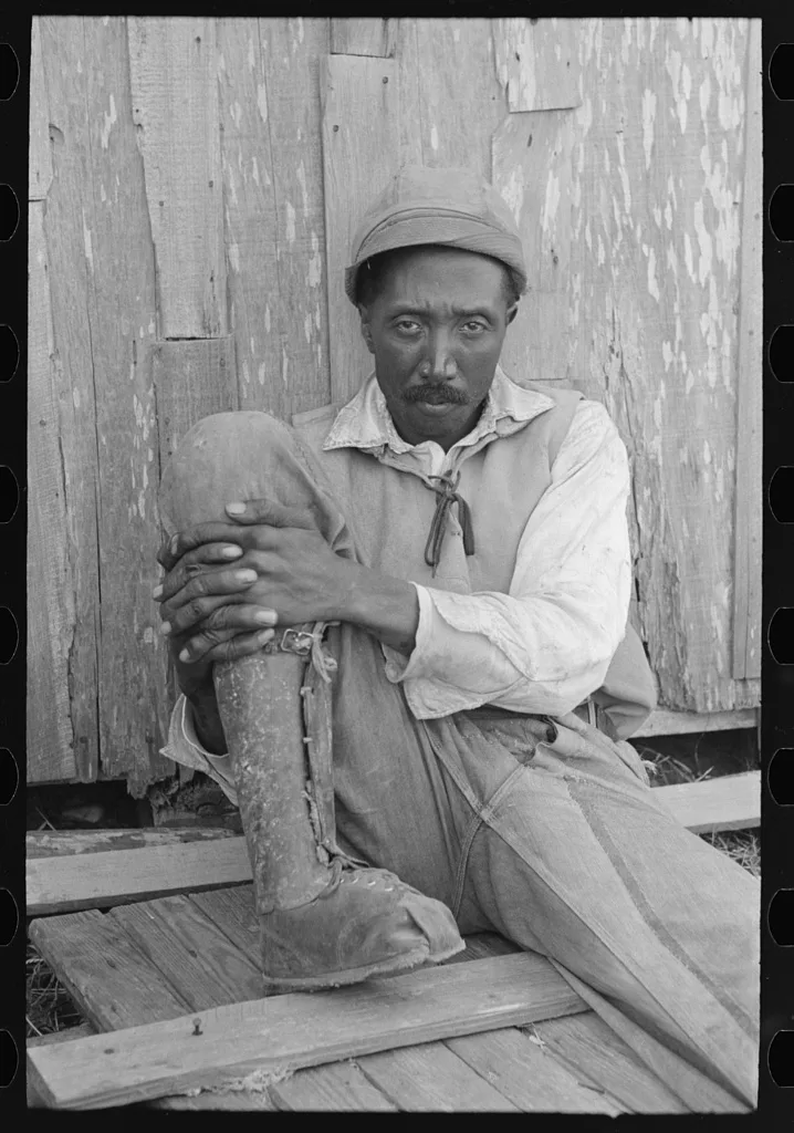 Negro sugar caneworker, Louisiana, 1938