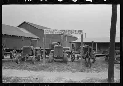Used farm implement lot, Harlingen, Texas, 1939