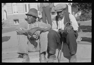 Old Negro men, Marshall, Texas, 1939