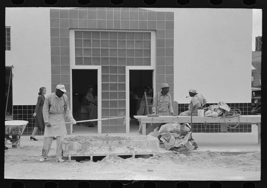 Mixing plaster, Lufkin, Texas, 1939