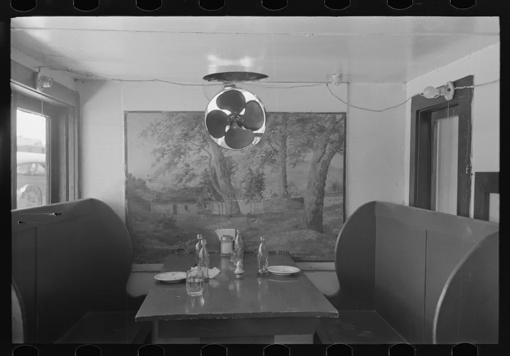 Booth in hamburger stand, Alpine, Texas, 1939