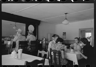 Restaurant, Balmorhea, Texas, 1939