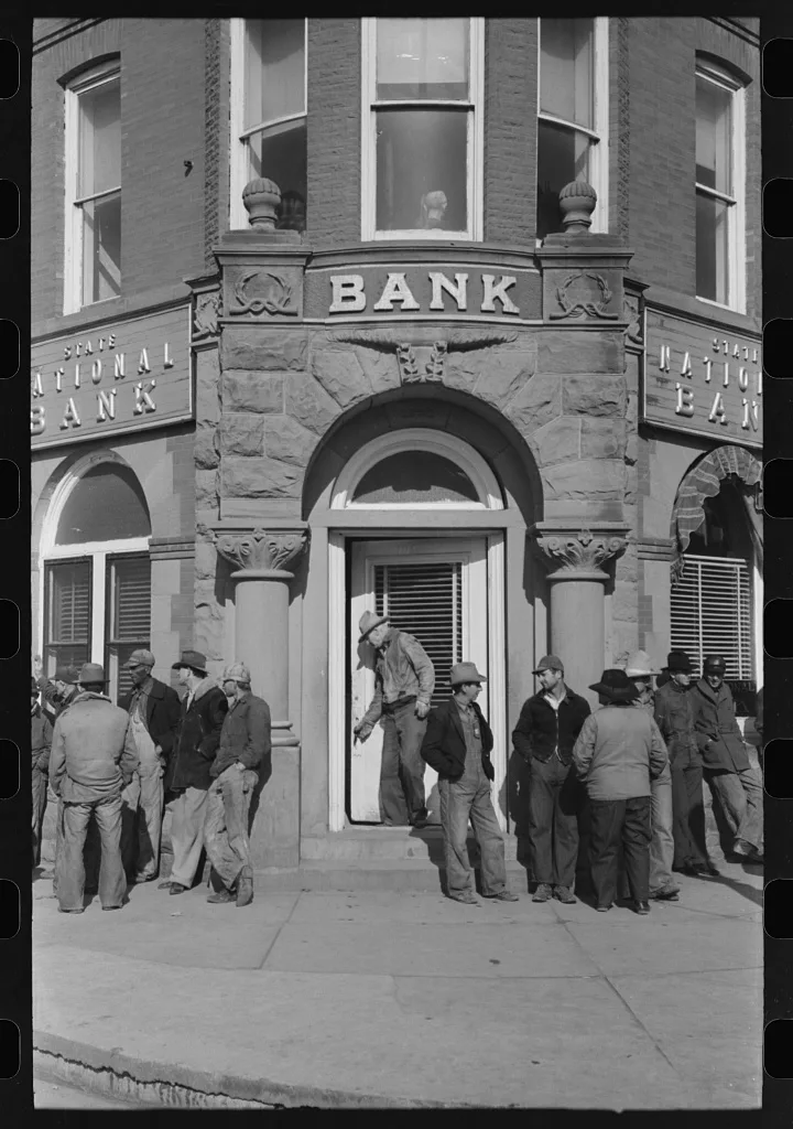 Bank corner, Eufaula, Oklahoma, 1940