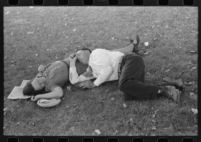 Tired picnickers, Fourth of July, Vale, Oregon, 1941