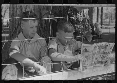 Youngsters, Vale, Oregon, 1941