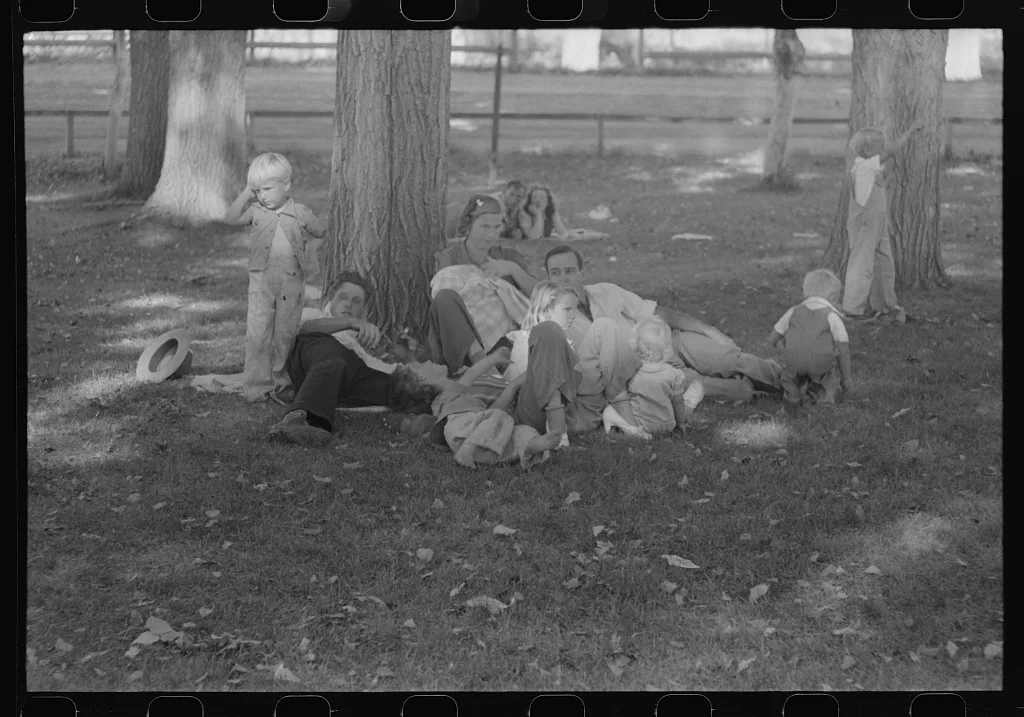Picnic, Fourth of July, Vale, Oregon, 1941