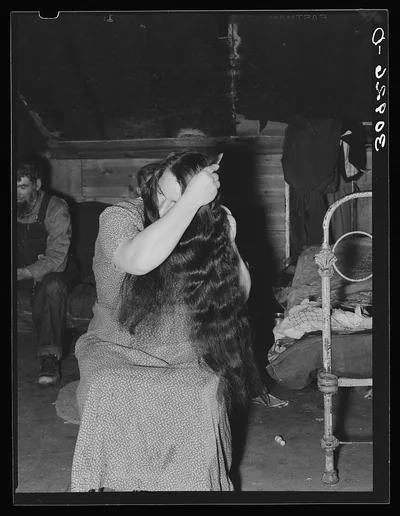 Mrs. Harshenberger [i.e. Harshbarger], wife of Mennonite farmer.…, Montana, 1937
