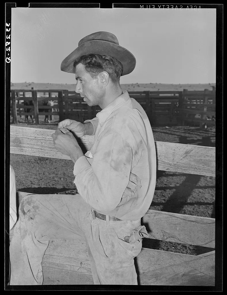 Mexican cowboy. Cattle ranch near Marfa, Texas, 1939