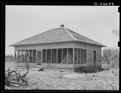 Bunkhouse. SMS Ranch near Spur, Texas, 1939