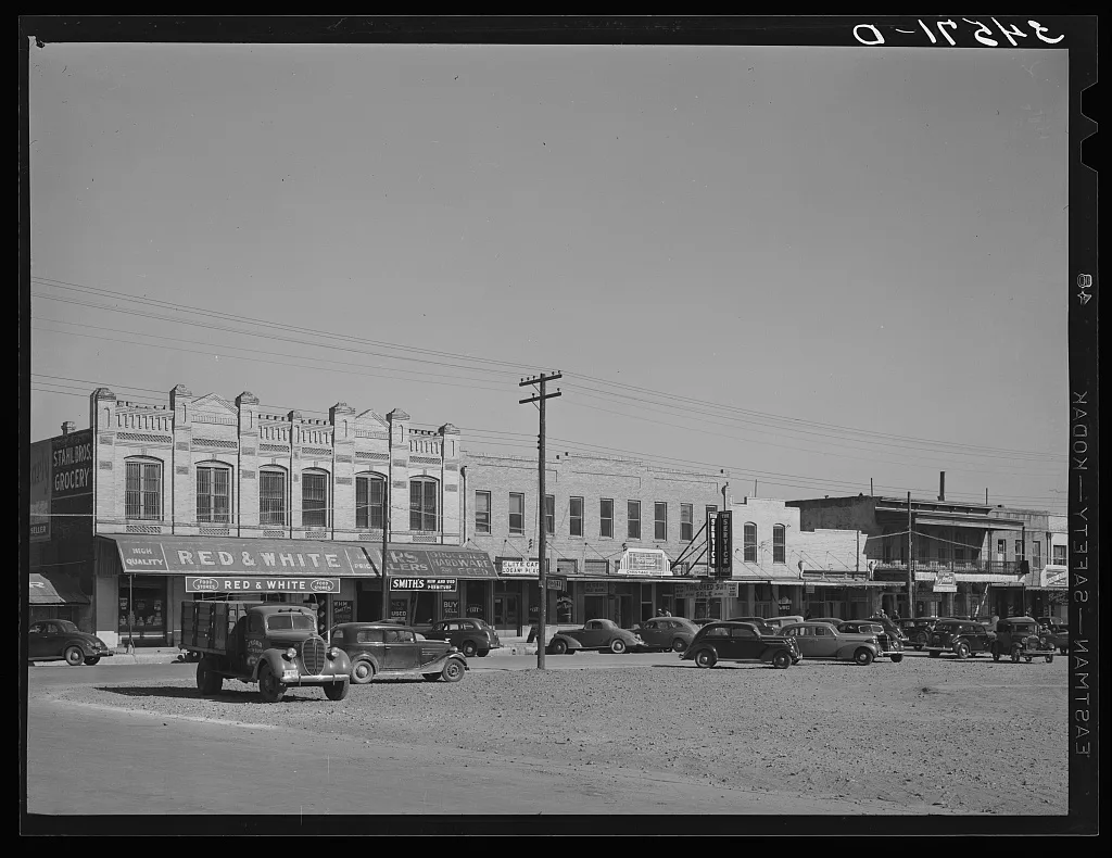 Part of business section of Gonzales, Texas, 1939