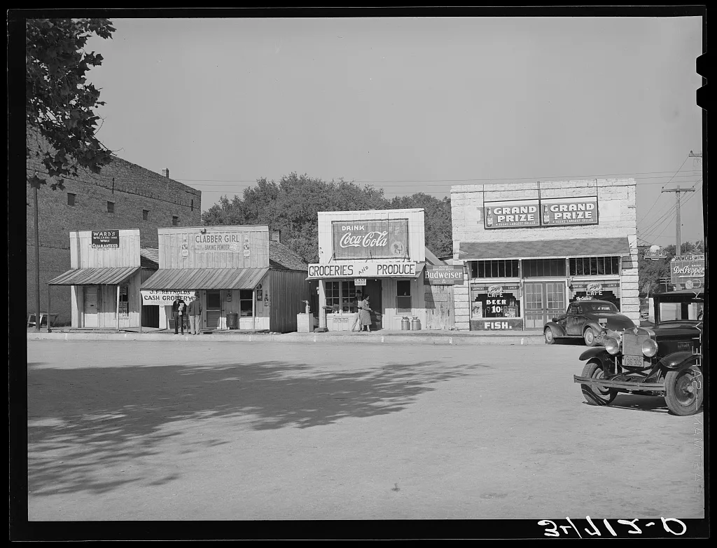 Store buildings on square. Glen Rose, Texas, 1939