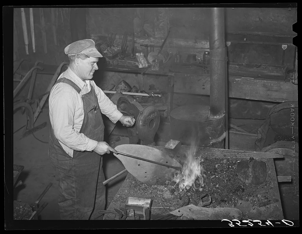 Blacksmith. Depew, Oklahoma, 1940