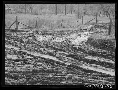 Intersection of muddy roads. McIntosh County, Oklahoma, 1940