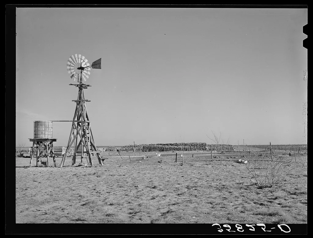 Windmill of farmstead in Dawson County, Texas, 1940