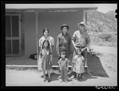 Spanish-American farm family. Amalia, New Mexico, 1940