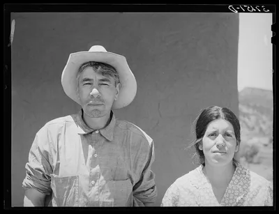 Spanish-American farmer and his wife. Amalia, New Mexico, 1940
