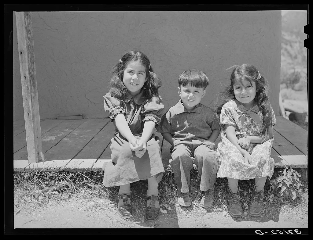 Children of Spanish-American farmer. Amalia, New Mexico, 1940
