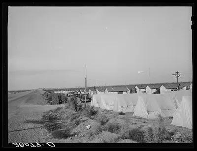 Housing for white transient workers of Giffen Ranch. Southwest…, California, 1940