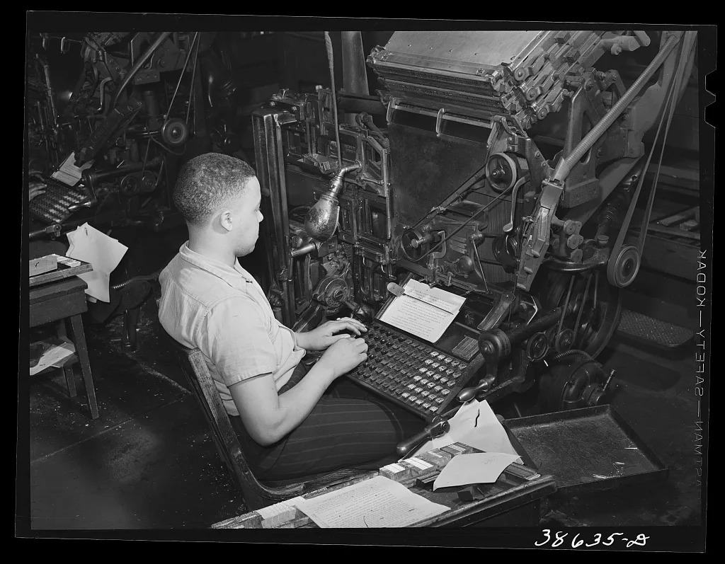 Linotype operator. Chicago, Illinois, 1941