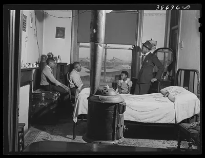 Front room of apartment rented by Negroes. Ida B. Wells Housing…, Illinois, 1941