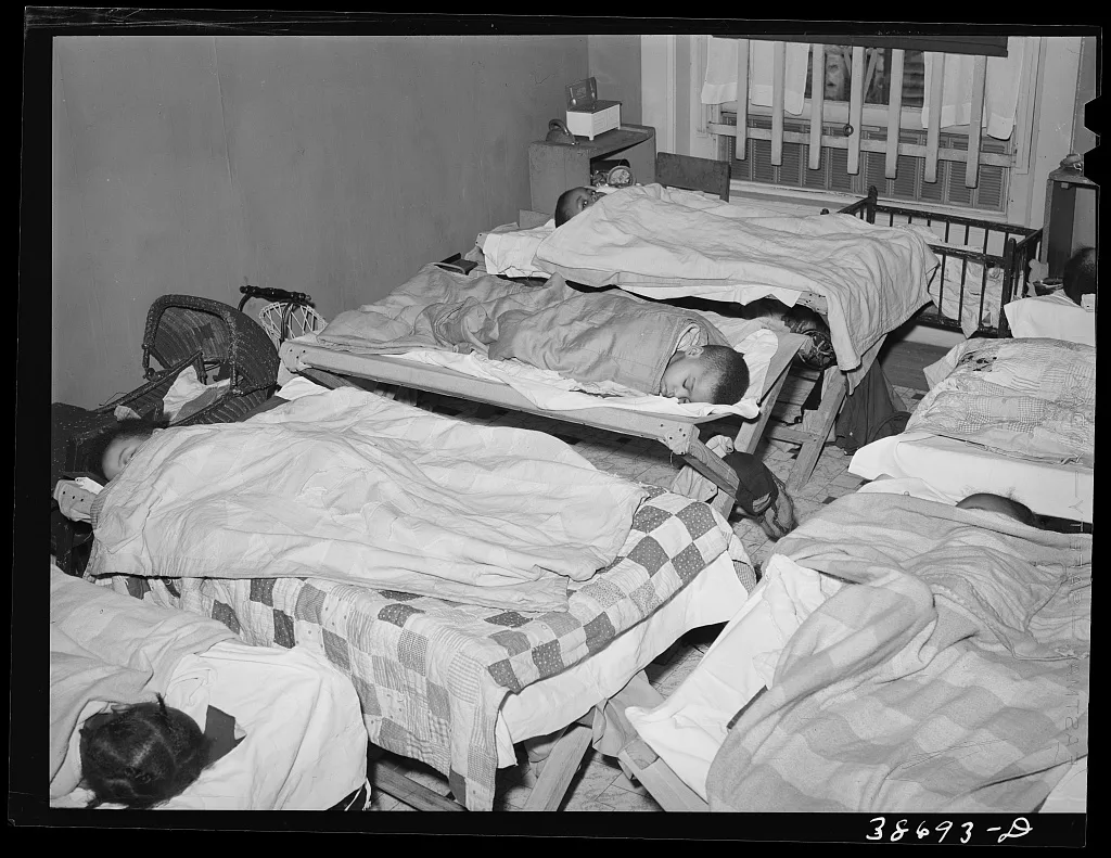 Rest period at Negro nursery. Chicago, Illinois, 1941