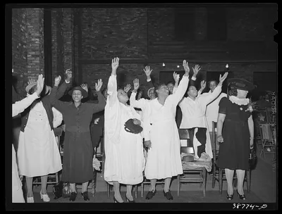 Members of the Pentecostal church praising the Lord. Chicago, Illinois, 1941