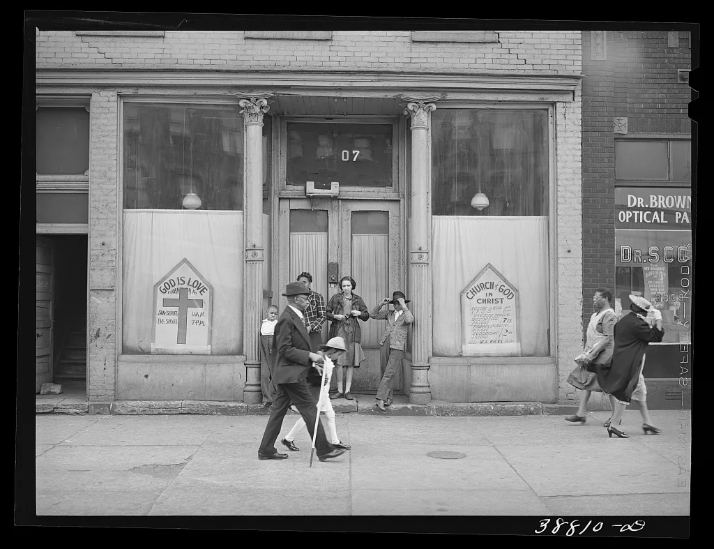 [Untitled photo, possibly related to: "Storefront" church. Chicago,…, Illinois, 1941