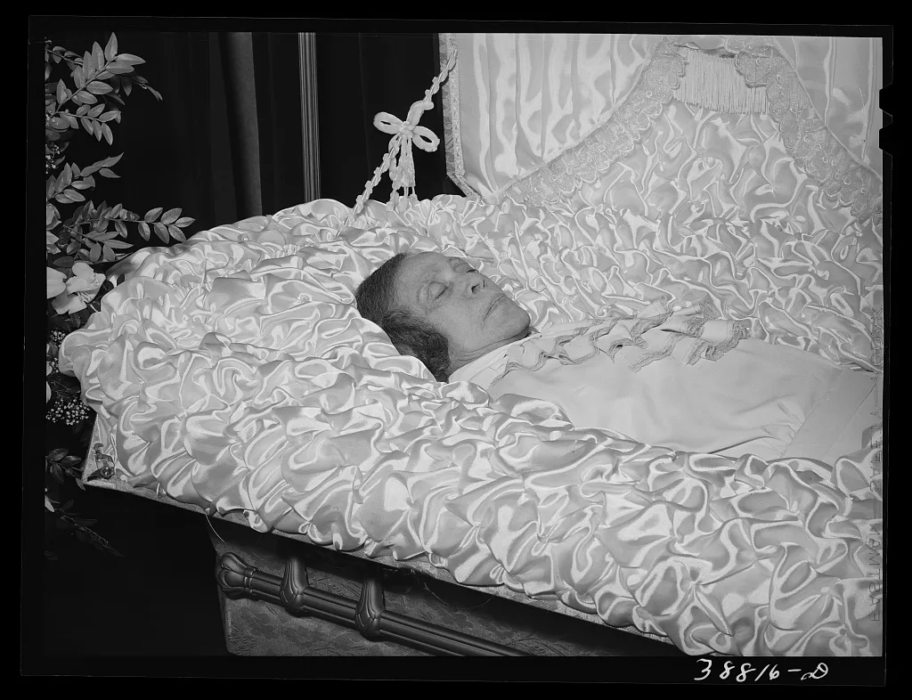 Death. Chicago, Illinois, 1941