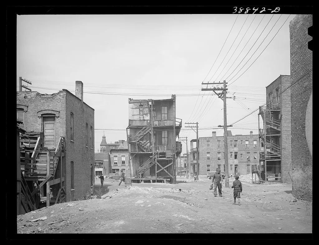 [Untitled photo, possibly related to: Housing for Negroes in Chicago,…, Illinois, 1941