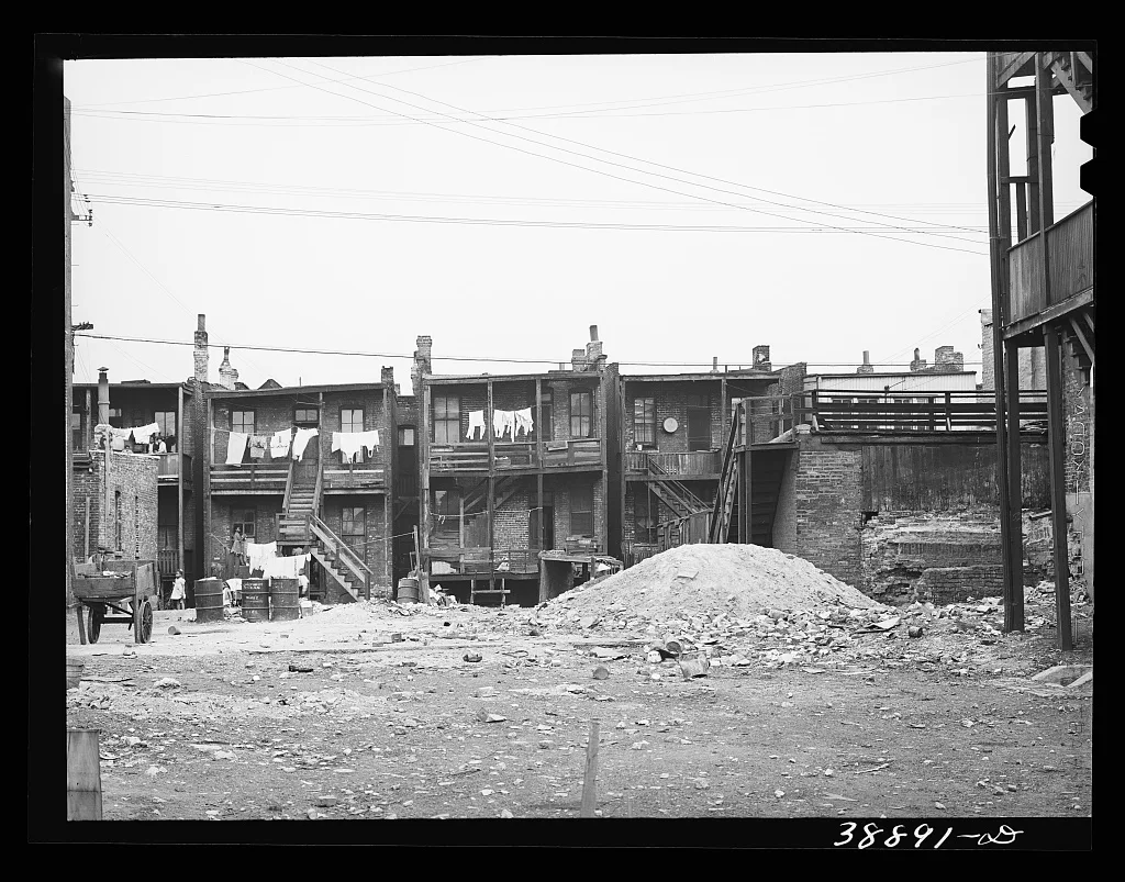 [Untitled photo, possibly related to: Apartment buildings rented to…, Illinois, 1941