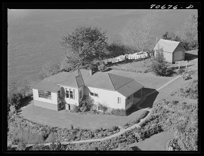 Garibaldi, Oregon. House on Oregon coast, 1941