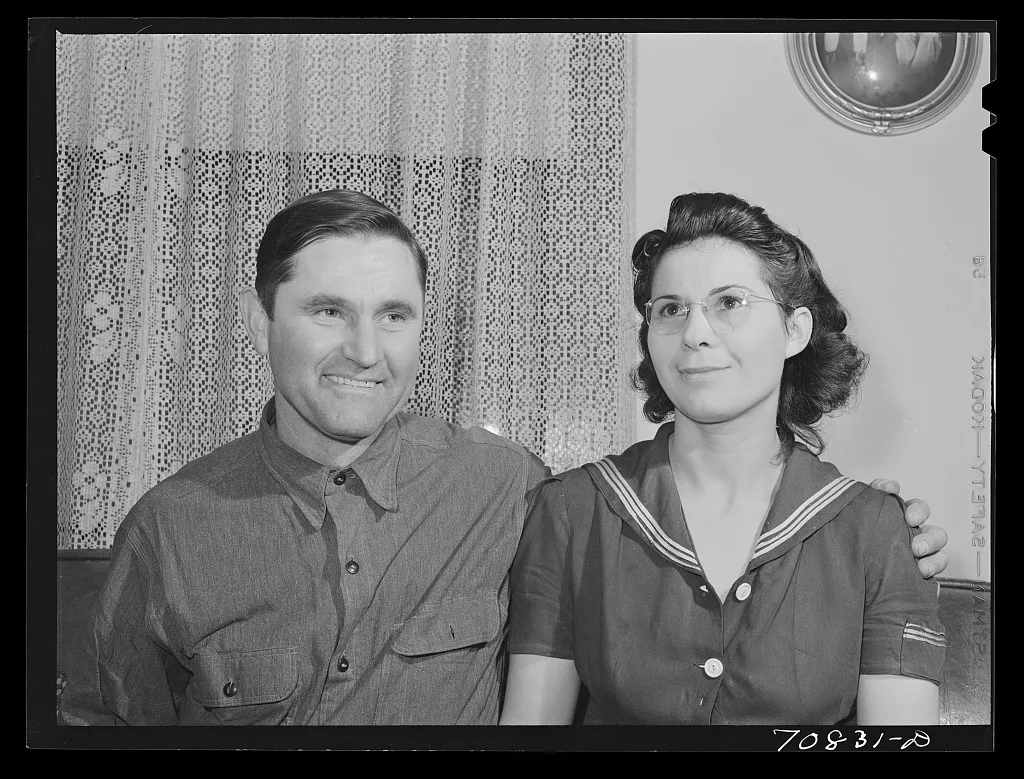 Mr. and Mrs. Lee Wagoner, who farms on the Black Canyon Project.…, Idaho, 1941